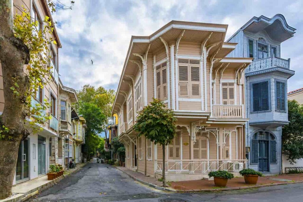 معرفی محله های استانبول برای خرید خانه 23 محله مودا در استانبول